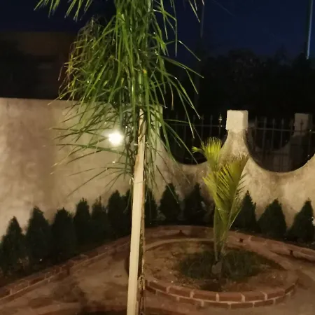 Paradiso Guest house *